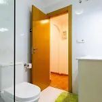 Διαμέρισμα Cozy In With Wifi