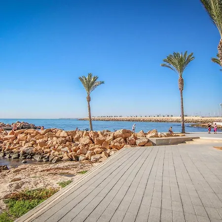 2 Bedroom Lovely In *